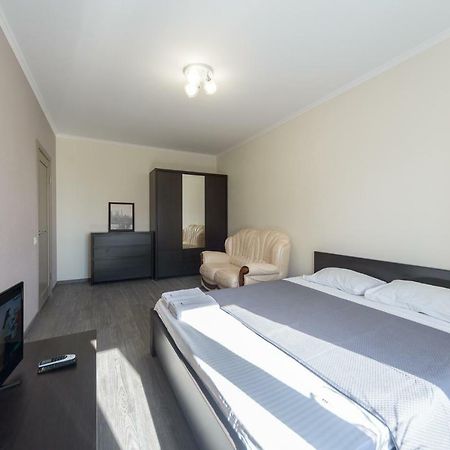 Osokorki Appartement Kiev Buitenkant foto